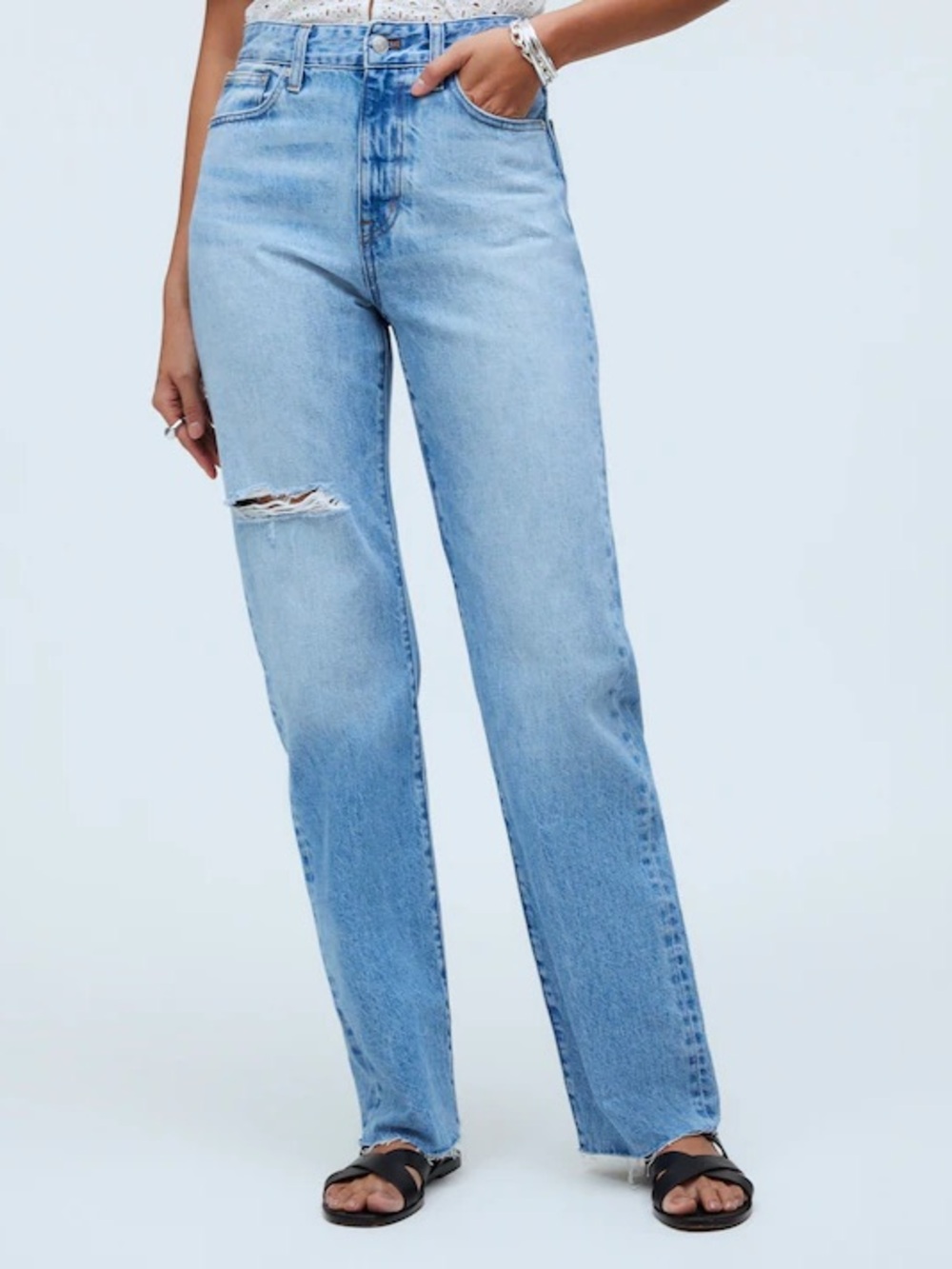 Madewell '90s Straight Jeans Size 27 in Revoir Wash w/ Raw Hems